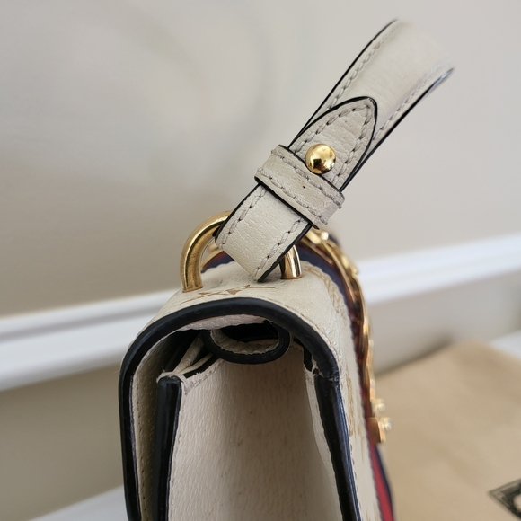 GUCCI Textured Calfskin Bee Star Print Mini Sylvie Bag Mystic White w / COA.. - Picture 14 of 16